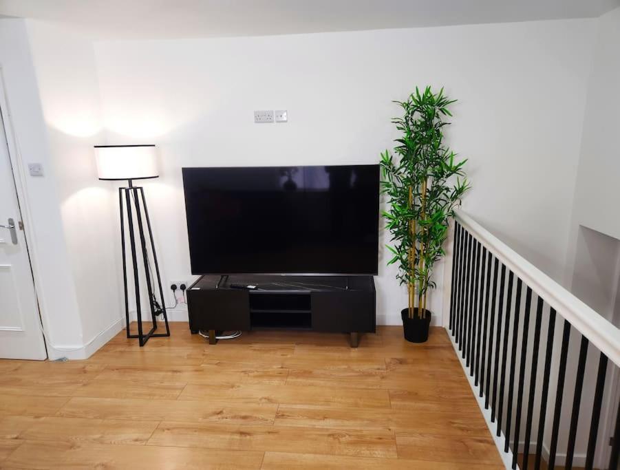 Hutchcomb Villa, 4 Bed Luxury House,Oxford+Parking Exteriér fotografie